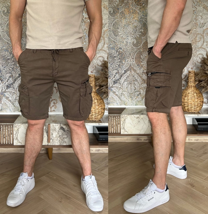 Krótkie męskie spodenki bojówki.jpg