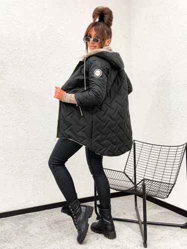 Pikowana kurtka damska czarna tył