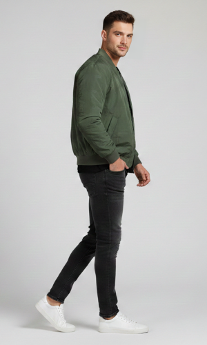 Pikowana wiosenna kurtka meska zapinana na suwak bomberka zielona