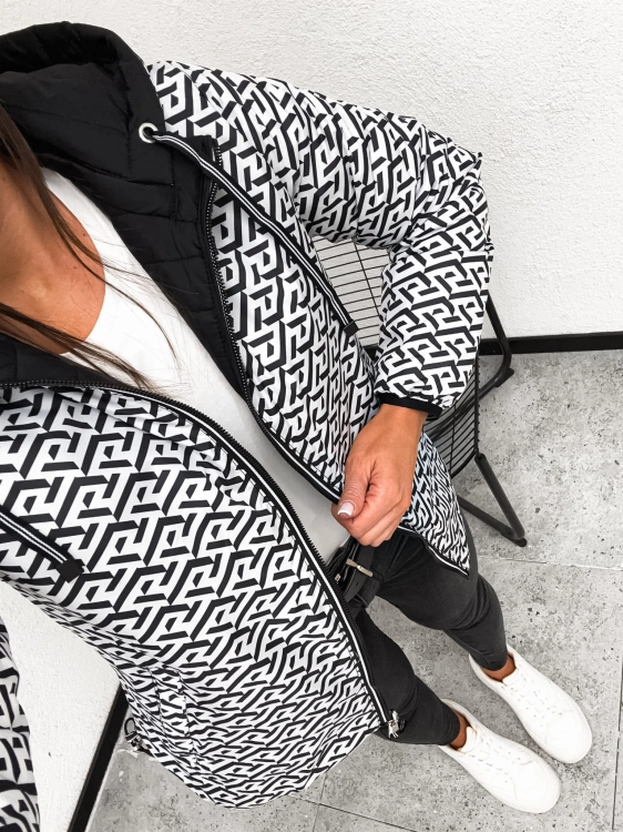 Dwustronna wiosenna kurtka damska czarna z czarno bialym wzorem