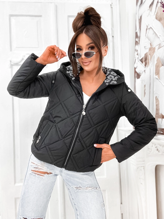 Kurtka damska wiosenna pikowana lekka czarna z kapturem