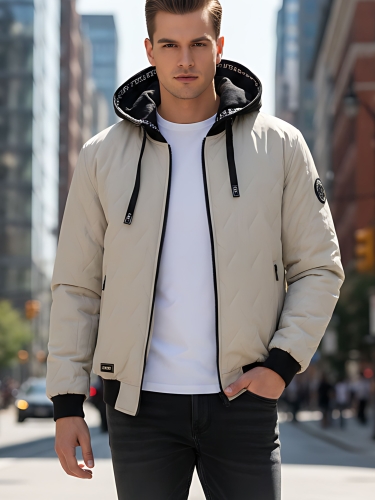 Kurtka meska wiosenna z kapturem bomberka pikowana przejsciowa beżowa