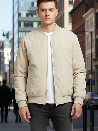 Kurtka meska wiosenna przejsciowa pikowana bomberka bezowa na suwak